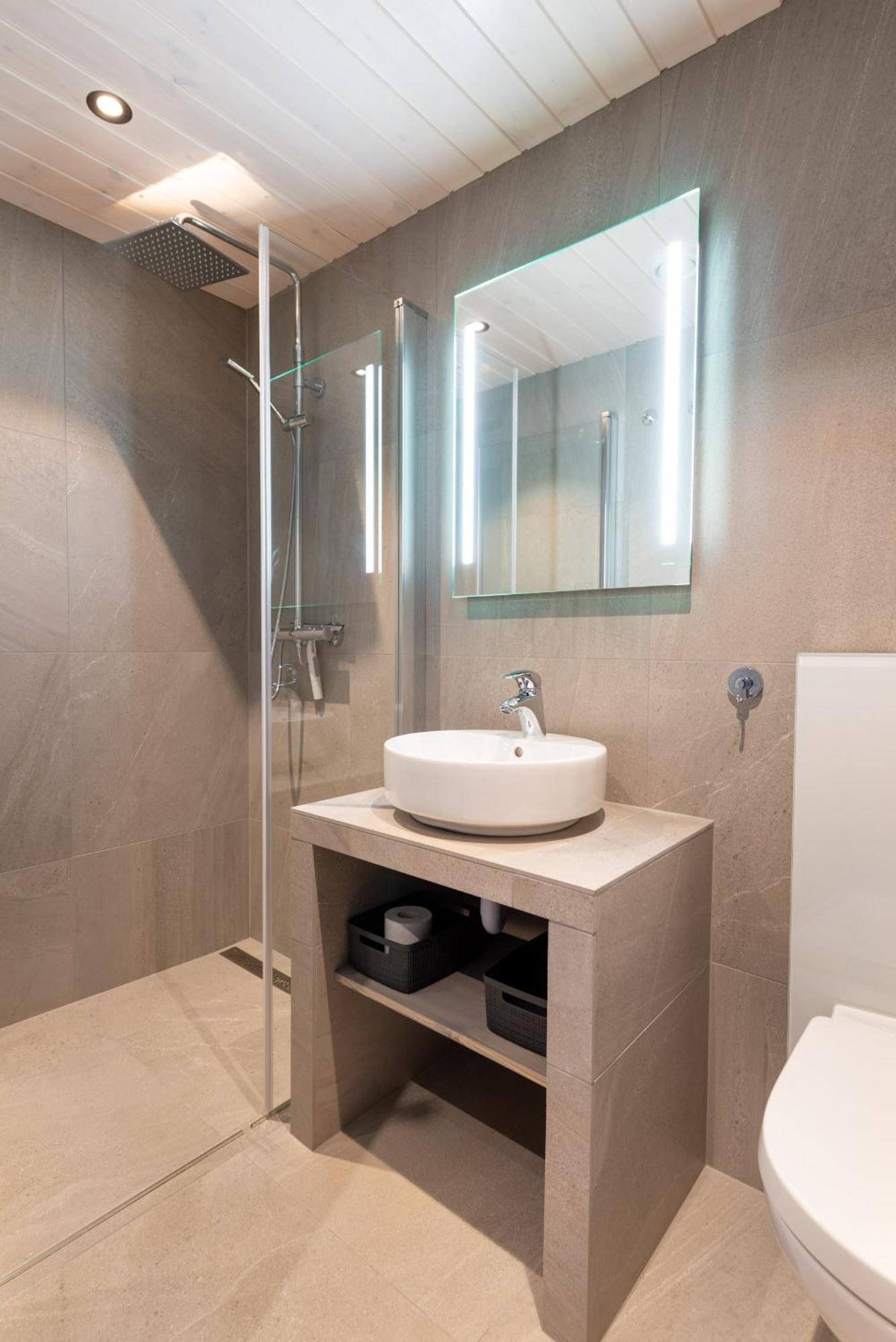 Cornerview Apartment Henningsvær Dış mekan fotoğraf