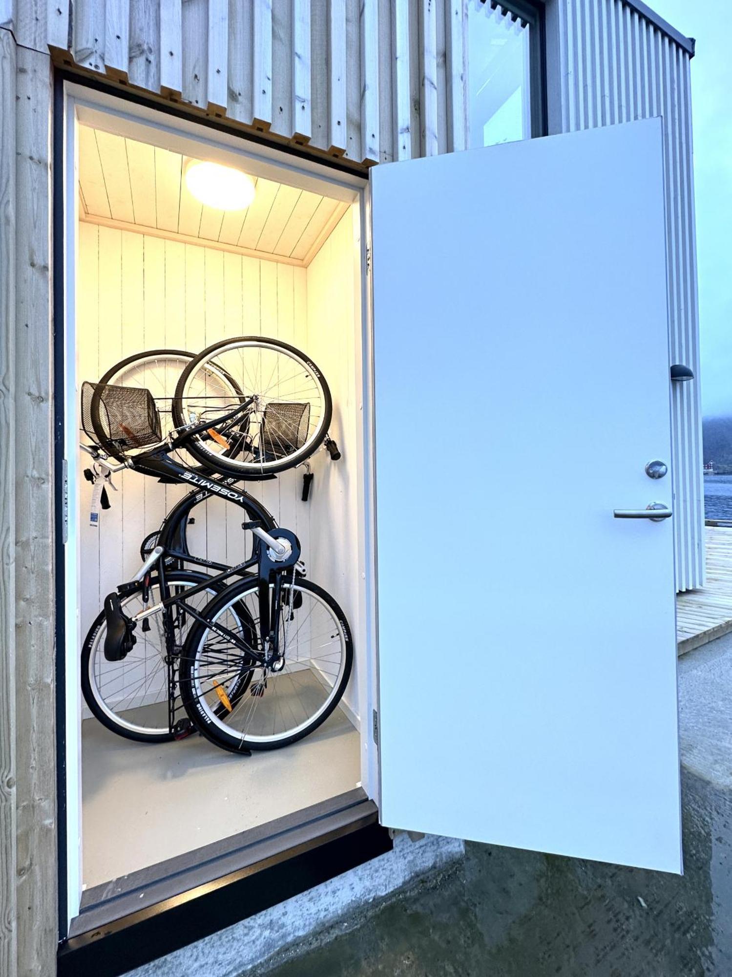 Cornerview Apartment Henningsvær Dış mekan fotoğraf