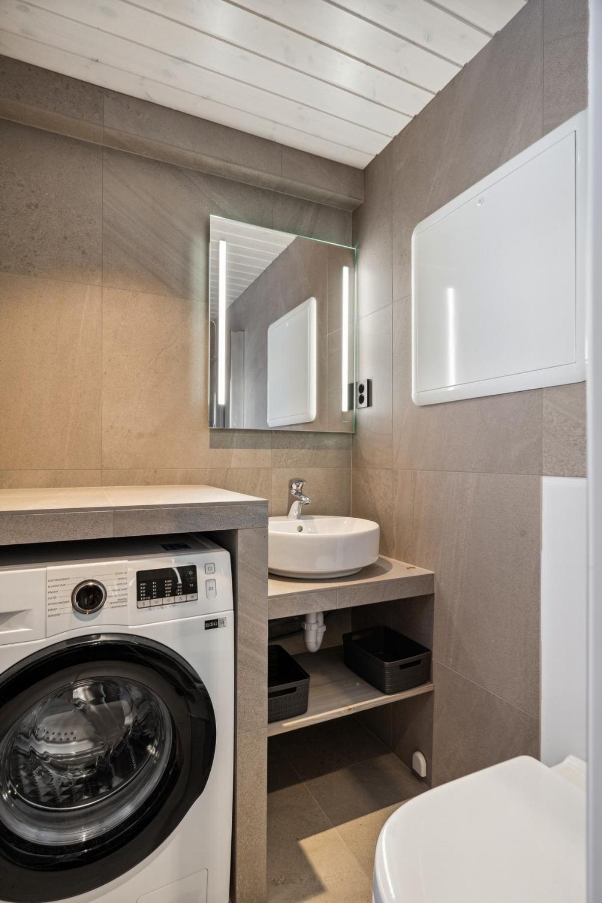 Cornerview Apartment Henningsvær Dış mekan fotoğraf